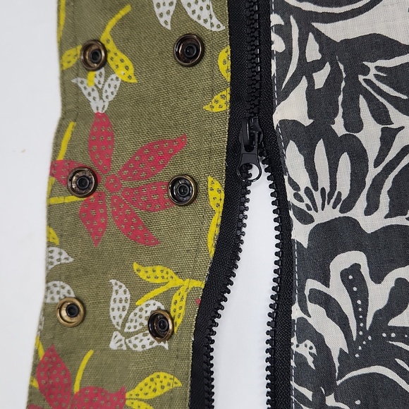 Moshiki Short Reversable Skirt Size Small - Picture 10 of 10